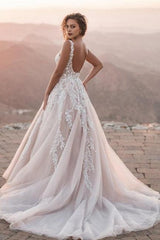 White Wedding Dress V Neck Spaghetti Strap A Line Backless Tulle Lace Bridal Gown With Appliques