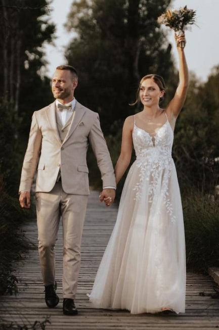 White Wedding Dress V Neck Spaghetti Strap A Line Sweep Train Tulle Bridal Gown With Appliques