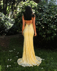 Yellow Lace Mermaid Prom Dress With Strappy V-Neck And Train Formal Evening Gown