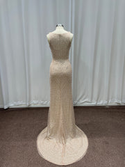 Scoop Neck Prom Dress Sheath/Column Sleeveless Formal Gown