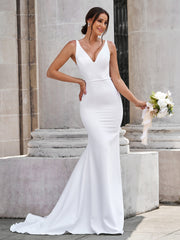 Sheath V-neck Appliques Lace Court Train Stretch Crepe Wedding Dress
