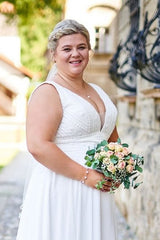 Dreamyannie Plus Size Beach Wedding Dress V Neck Organza Sleeveless A Line Bridal Gown