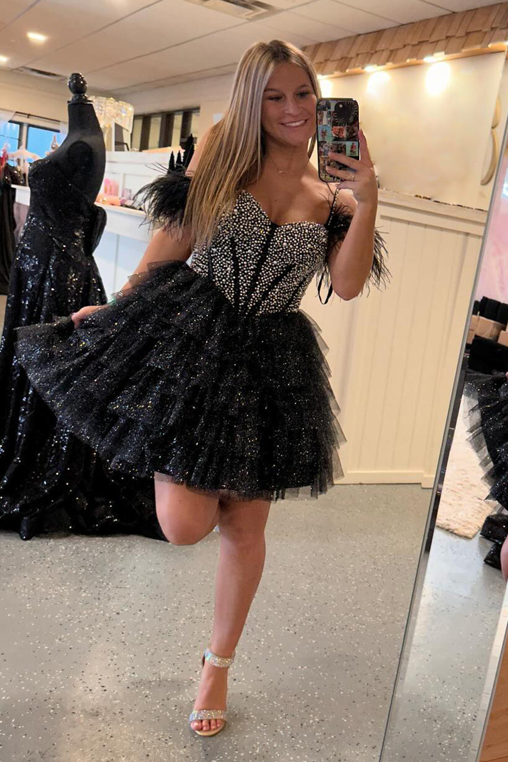 Sparkly Black Beaded Corset Ruffled Short Homecoming Dress With Feathers