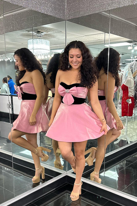 Pink A Line Sweetheart Short Homecoming Dress With Bow