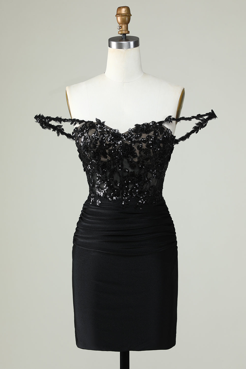 Sheath Spaghetti Straps Black Short Homecoming Dress with Appiques