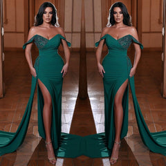 Emerald Off-The-Shoulder Mermaid Evening Dress with V-Neck and Ruffles Split