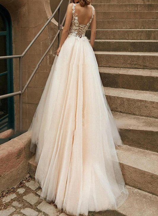 A-Line/Princess V Neck Tulle Lace Sweep Train Wedding Dresses With Lace