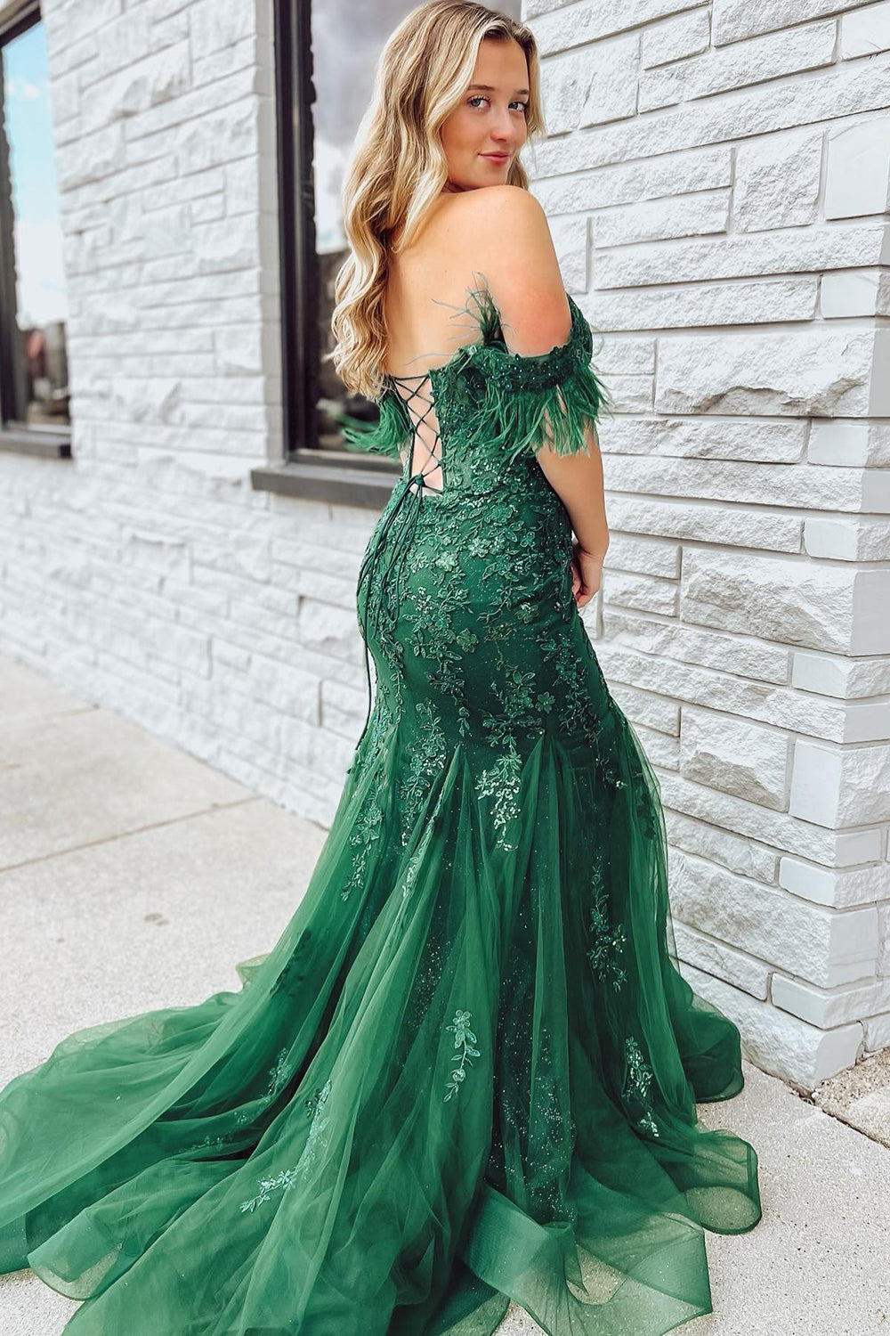 Glitter Dark Green Mermaid Long Lace Prom Dress with Feathers