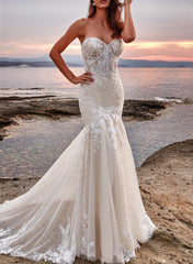 Trumpet Mermaid Sweetheart Short Sleeves Tulle Lace Court Train Wedding Dress With Appliques Lace