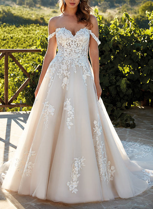 Sweetheart A-Line Lace Wedding Dress with Sweep Train