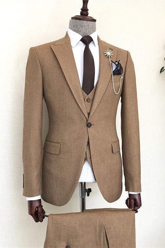 August Brown Peaked Lapel Three-Piece Business Suit