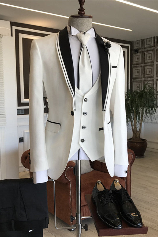 White Three-Piece Shawl Lapel Wedding Suit