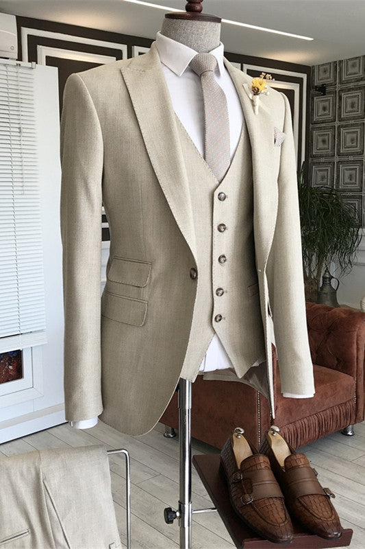 Donald Ivory White Three-Piece Peaked Lapel Prom Suit