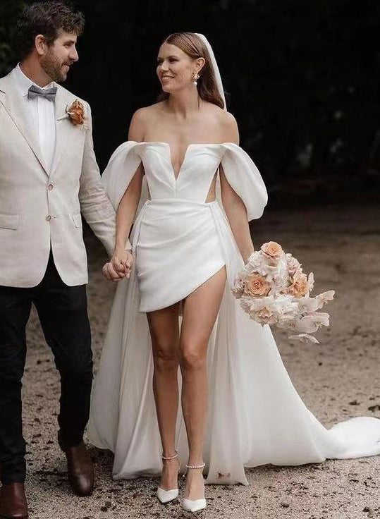 Off-The-Shoulder Wedding Dresses With Detachable Train