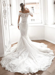 Elegant Lace Long Sleeve Off-Shoulder Bridal Gowns