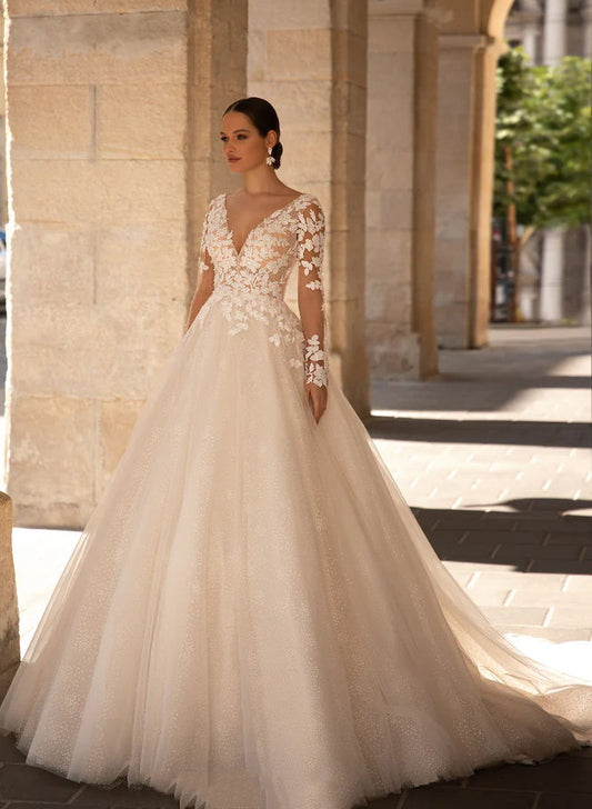 Ball-Gown Long Sleeves Lace Wedding Dresses