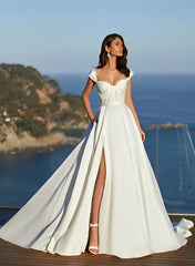 Sweetheart Sleeveless Satin Wedding Dress With Split Front