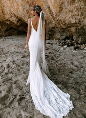 Boho Lace Open Back Mermaid Wedding Dresses With Court Train