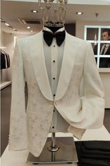 Carroll Glamorous White Shawl Lapel 2-Piece Jacquard Wedding Suit