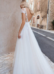 Boho A-Line V-Neck Short Sleeves Lace and Tulle Wedding Dresses With Front Split