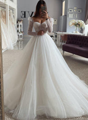 Sweetheart Long Sleeves Sweep Train Tulle Wedding Dresses