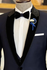 Cecil Fancy Navy Blue Peaked Lapel 2-Piece Men's Prom Suit