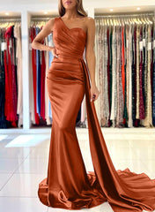 One-Shoulder Sleeveless Silk Like Satin Sheath/Column Bridesmaid Dresses