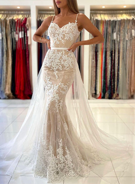 Sweetheart Sleeveless Lace Wedding Dress