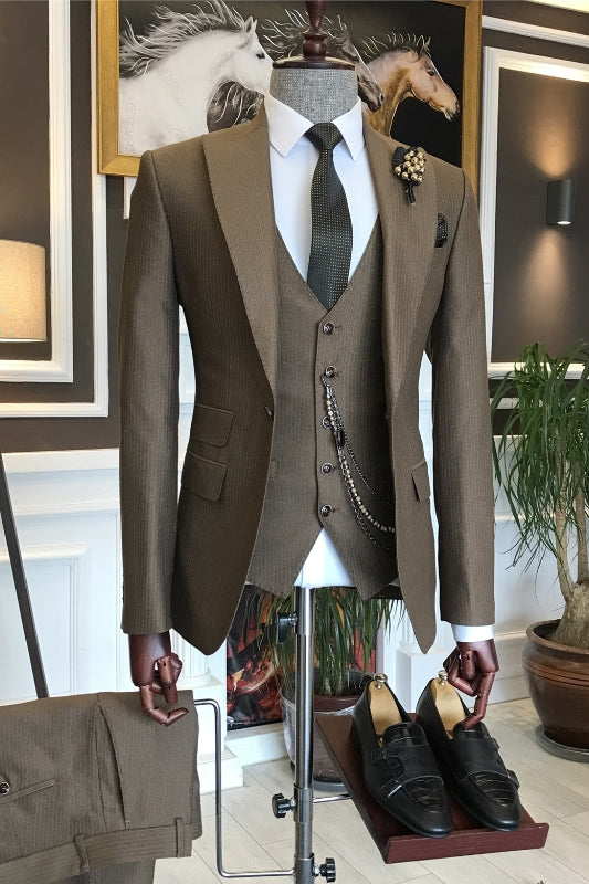 Bertrand Coffee Three-Piece Peaked Lapel Business Suit