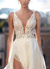 A-Line V-Neck Sleeveless Tulle Wedding Dresses With Appliques Lace