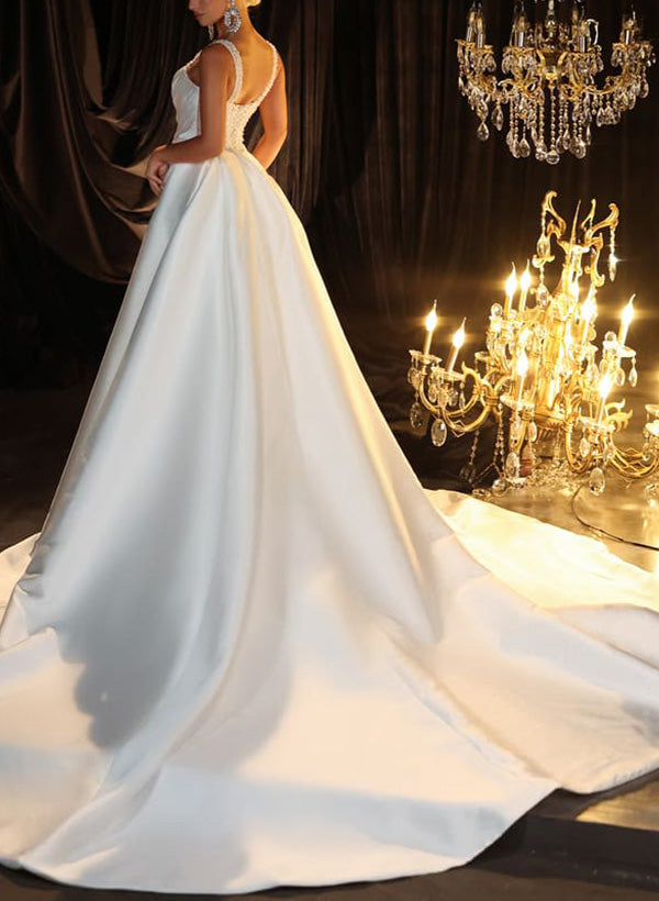 Sleeveless Sweetheart Satin/Sequined Trumpet/Mermaid Wedding Dresses