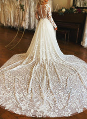 A-Line V-Neck Long Sleeves Tulle Wedding Dresses With Appliques Lace