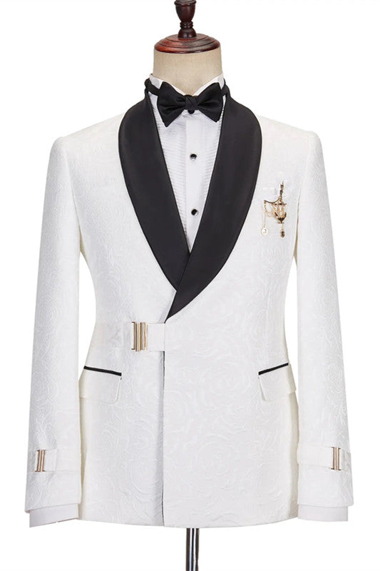 Modern White Jacquard Shawl Lapel Wedding Suit with Gold Buckle