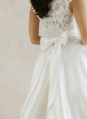 Ball Gown High Neck Sleeveless Chapel Train Lace With Bow Pockets Wedding Dress Swd13097