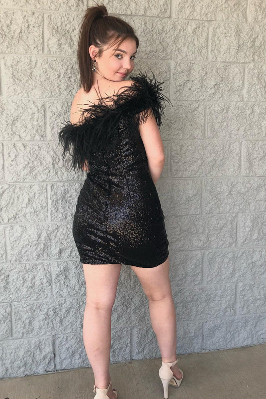 Black One Shoulder Sequins Short Homecoming Dress with Feathers