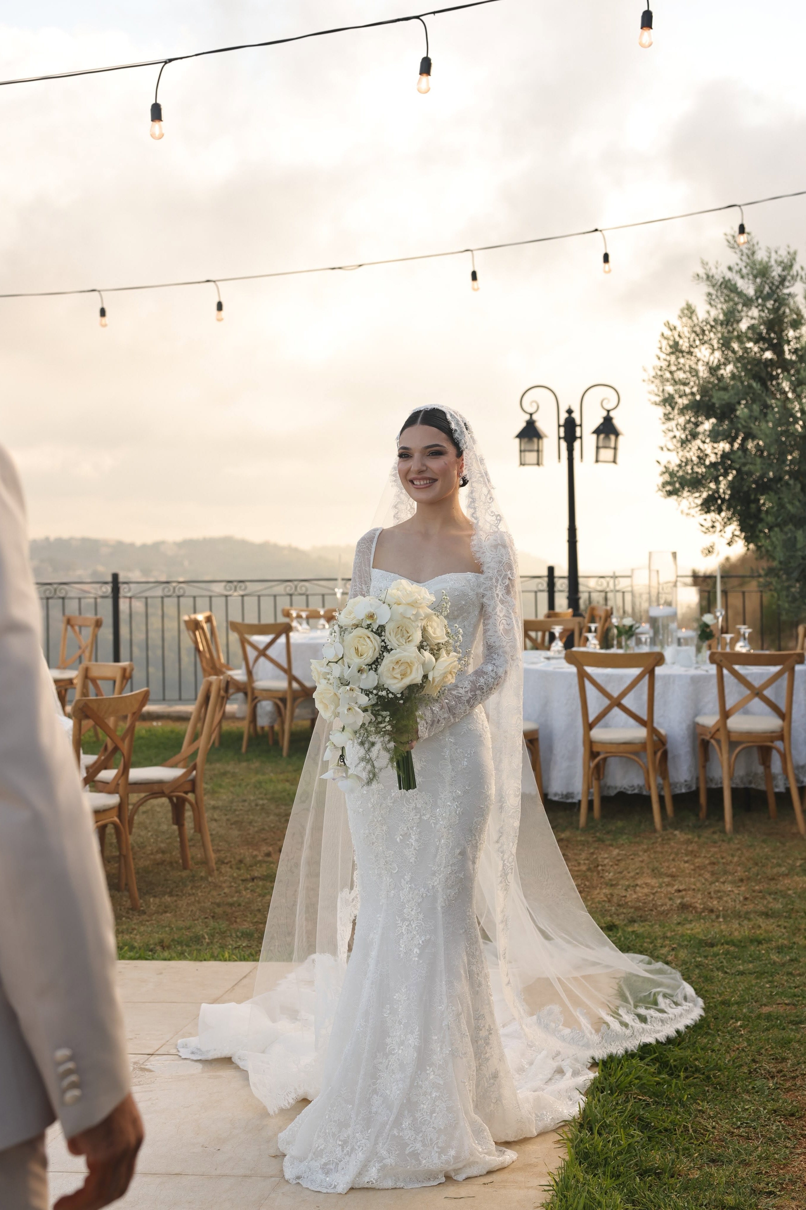 White Tulle Mermaid Wedding Dress with Sweetheart Neckline and Lace Appliques