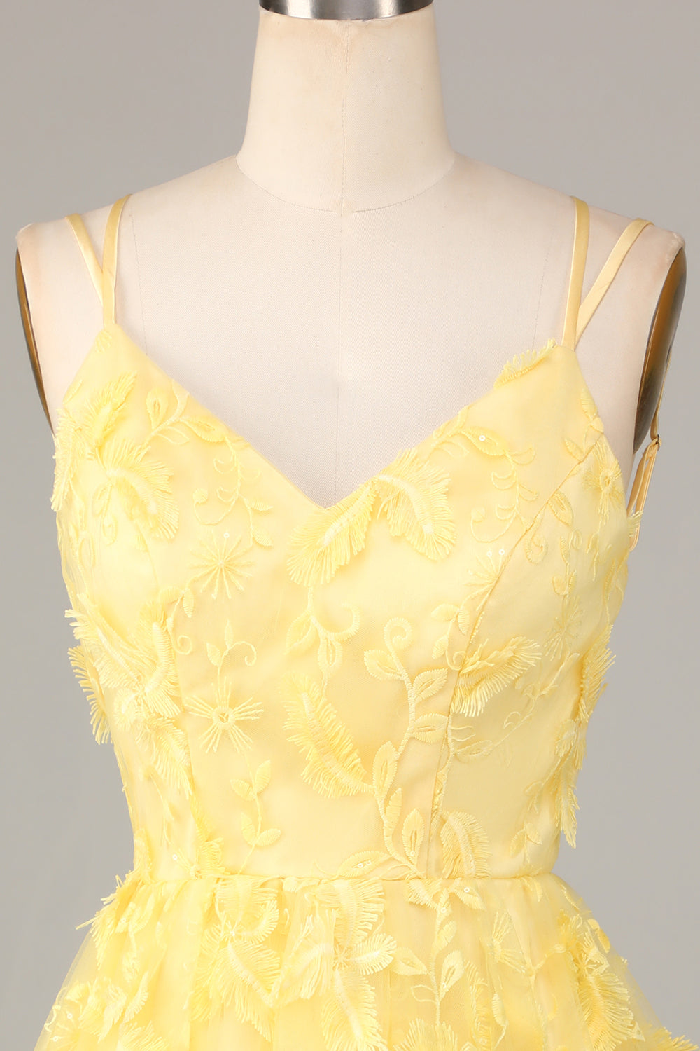 A Line Spaghetti Straps Yellow Short Homecoming Dress with Appliques