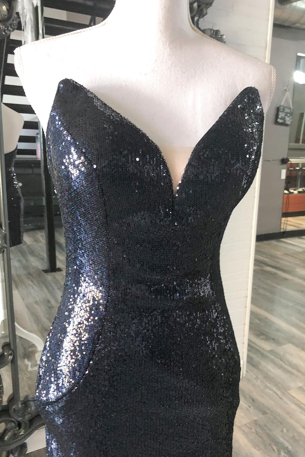 Sparkly Black Sweetheart Sequins Tight Short Homecoming Dress