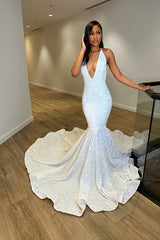 Fantasy White Sleeveless V Neck Halter Evening Dress with Sequins