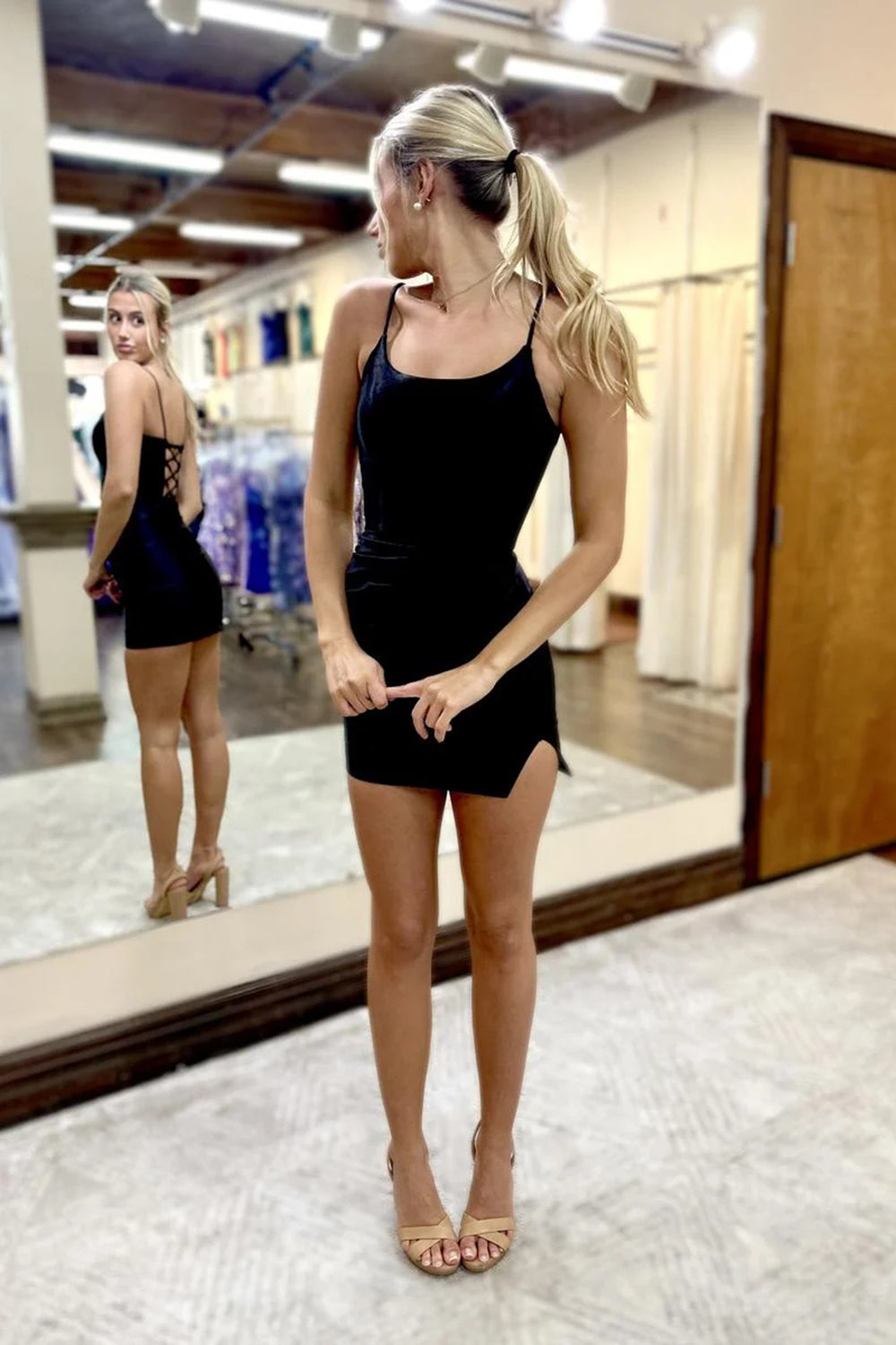 Simple Black Tight Short Homecoming Dress