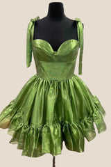 A-Line Kelly Green Short Homecoming Dress with Bow