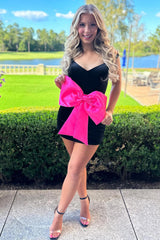 Spaghetti Straps Black Bodycon Short Homecoming Dress with Bow