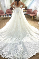 Chic White A-Line Tulle Plus Size Long Wedding Dress with Appliques