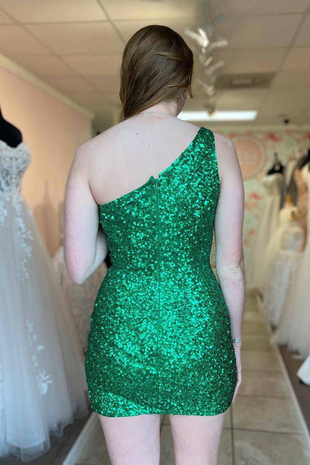 Sparkly Green Sequined One Shoulder Tight Short Homecoming Dress