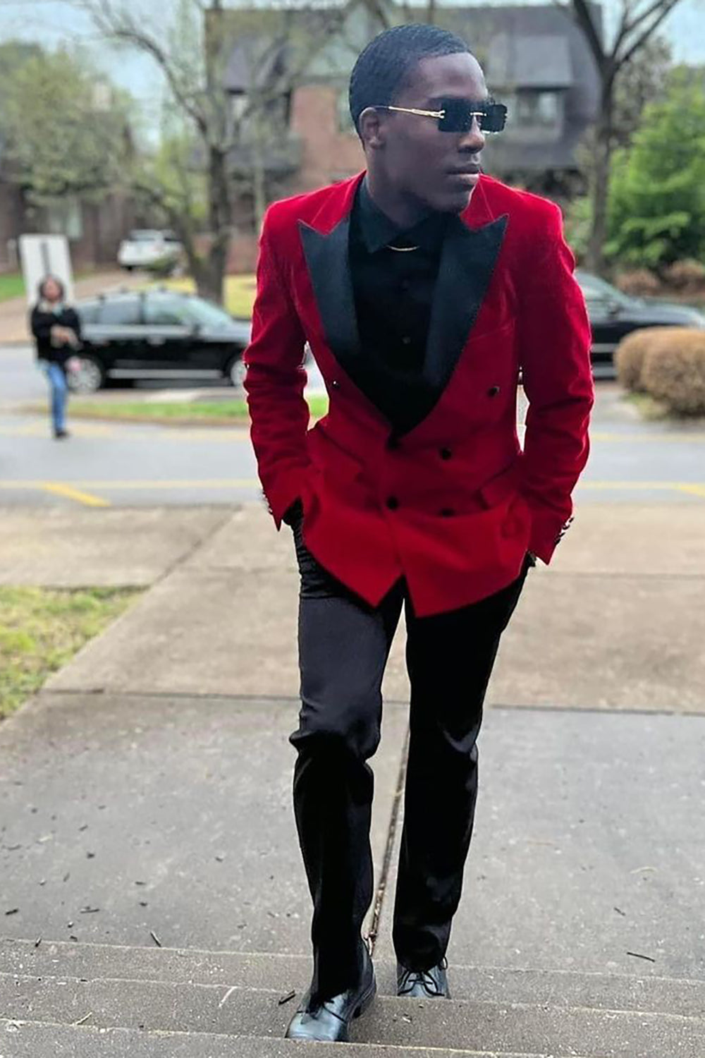 Dapper Red Double-Breasted Patchwork Peak Lapel Men's Prom Blazer