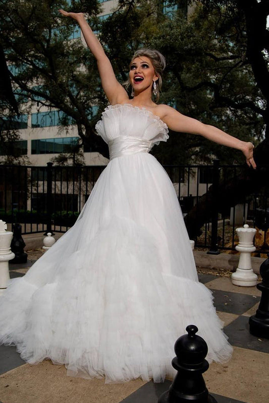 Effortless A-Line Strapless White Tulle Wedding Dress