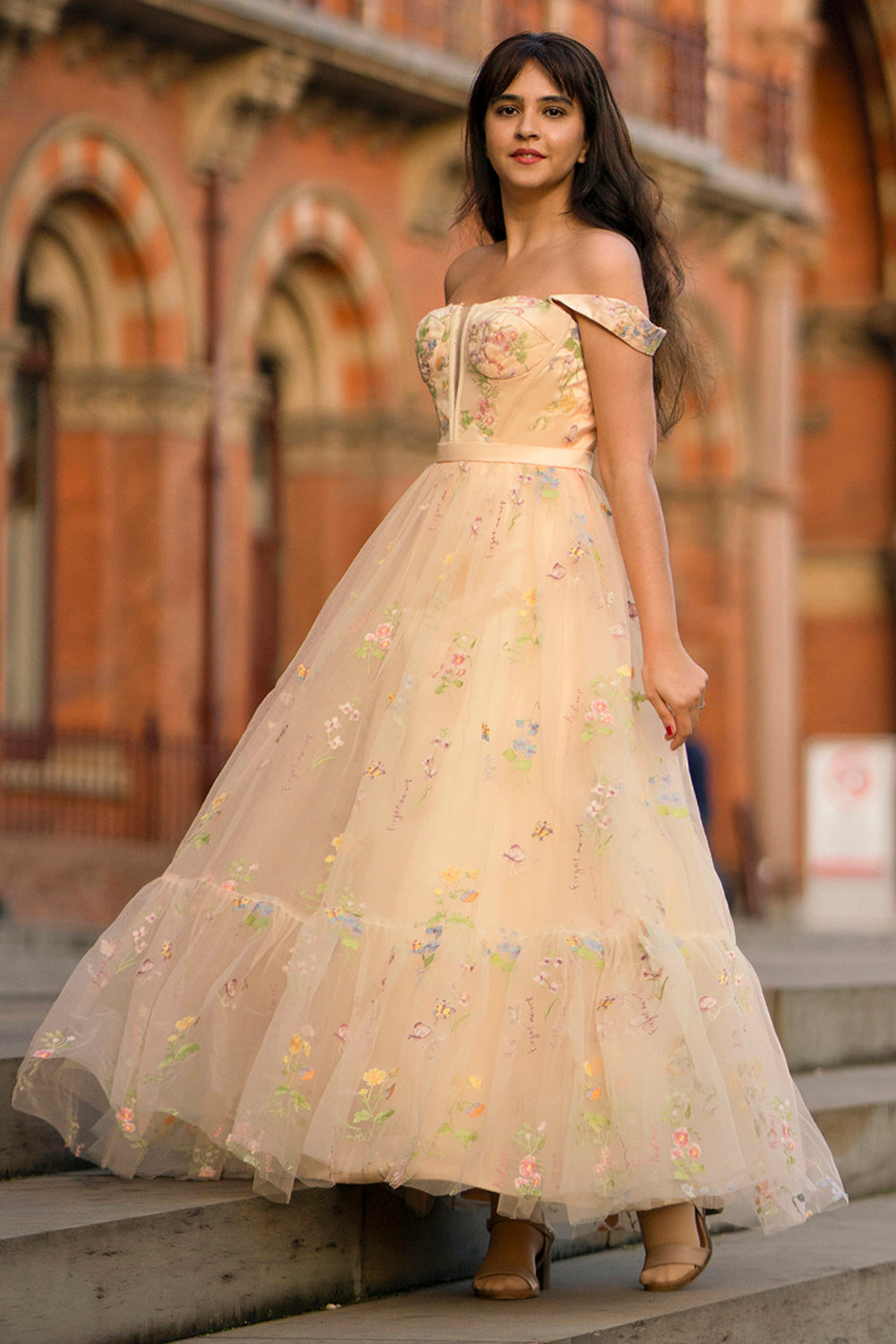 Champagne A Line Sweetheart Long Prom Dress with Embroidery