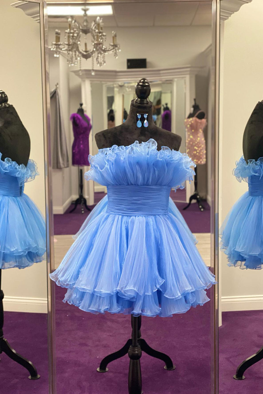 Fluffy Blue A-Line Strapless Ruffled Short Homecoming Dress