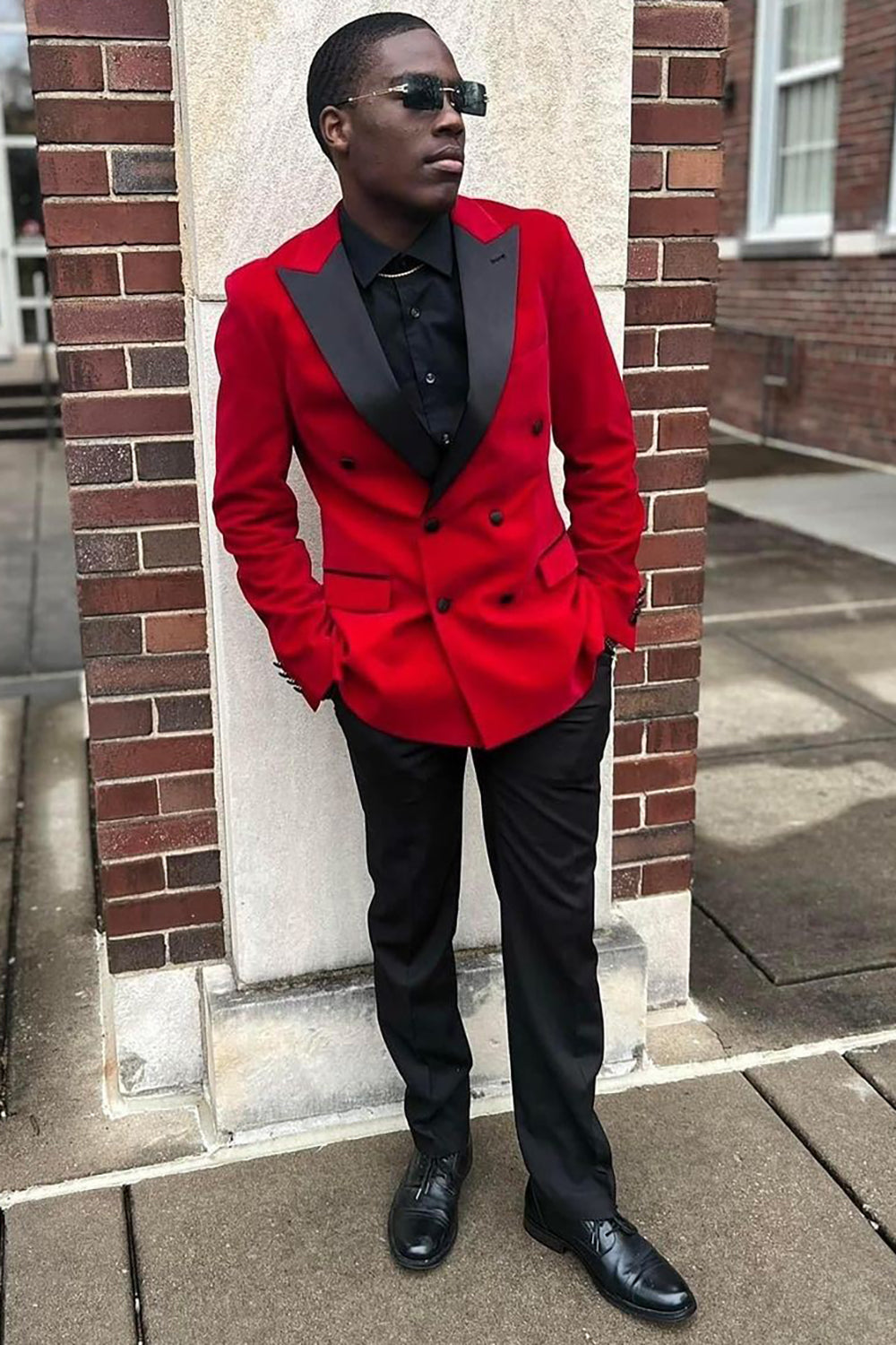 Dapper Red Double-Breasted Patchwork Peak Lapel Men's Prom Blazer