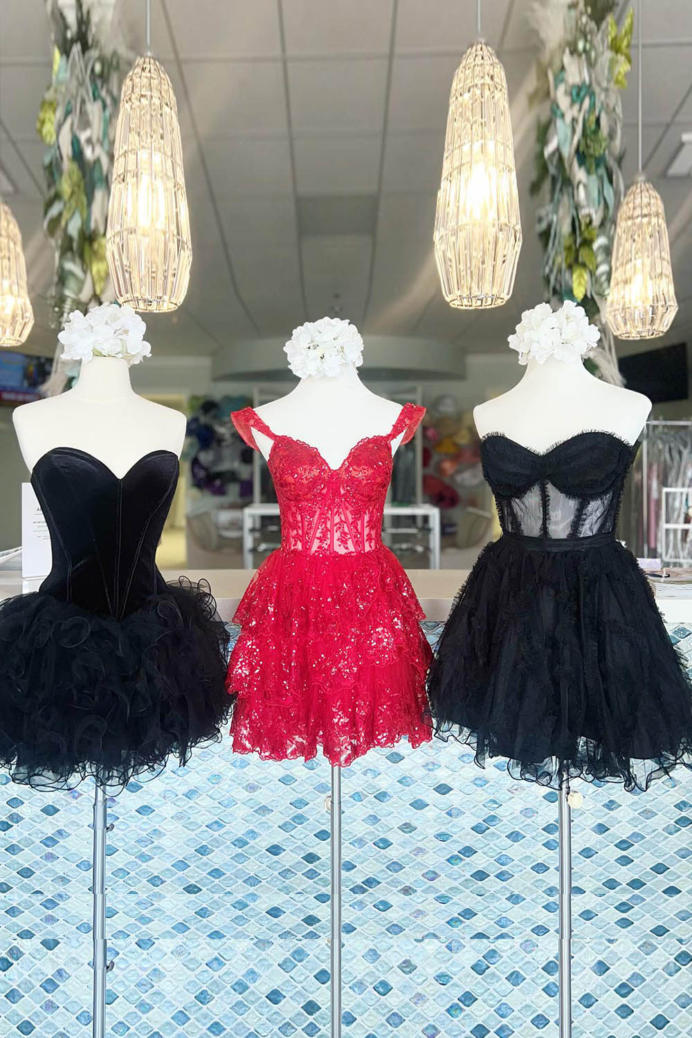 Black Corset Sweetheart A-Line Short Tulle Homecoming Dress